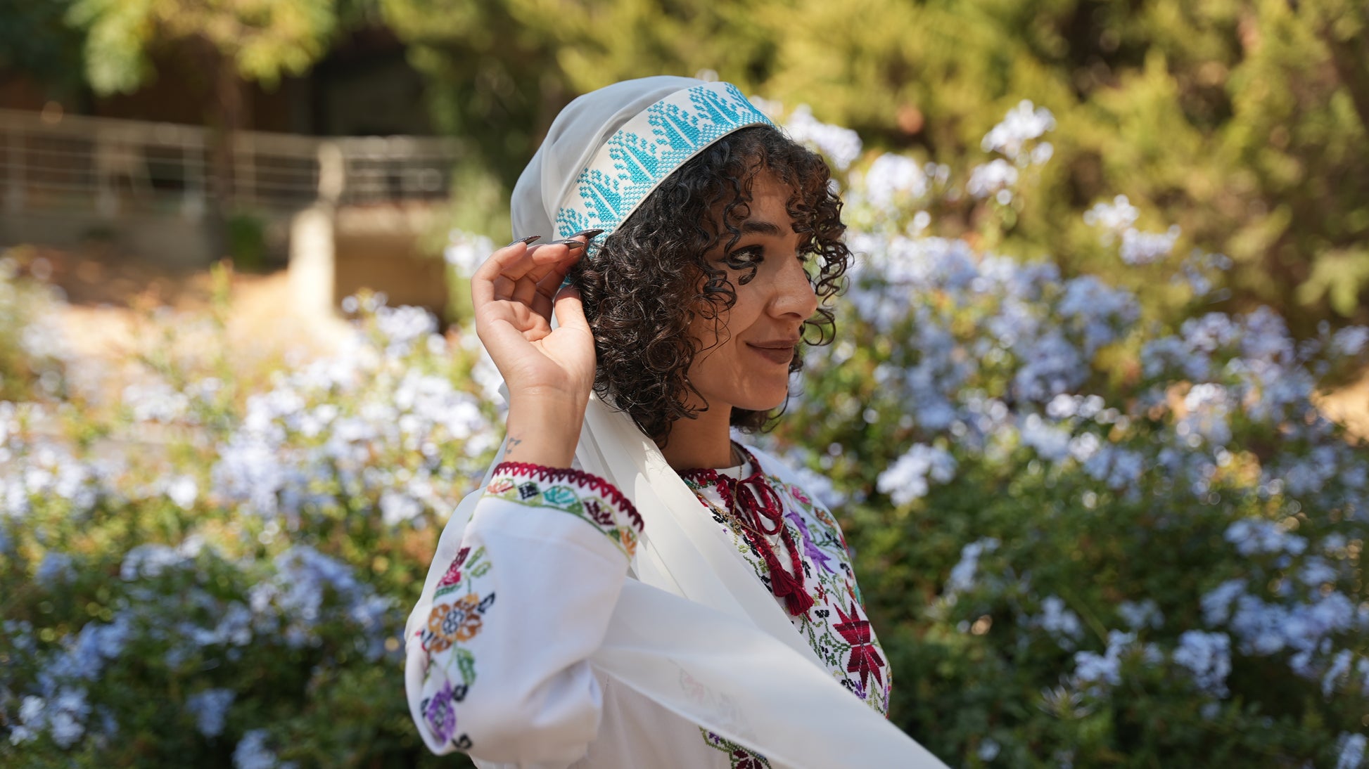 White Khirka with 5 Interchangeable Tatreez Colors